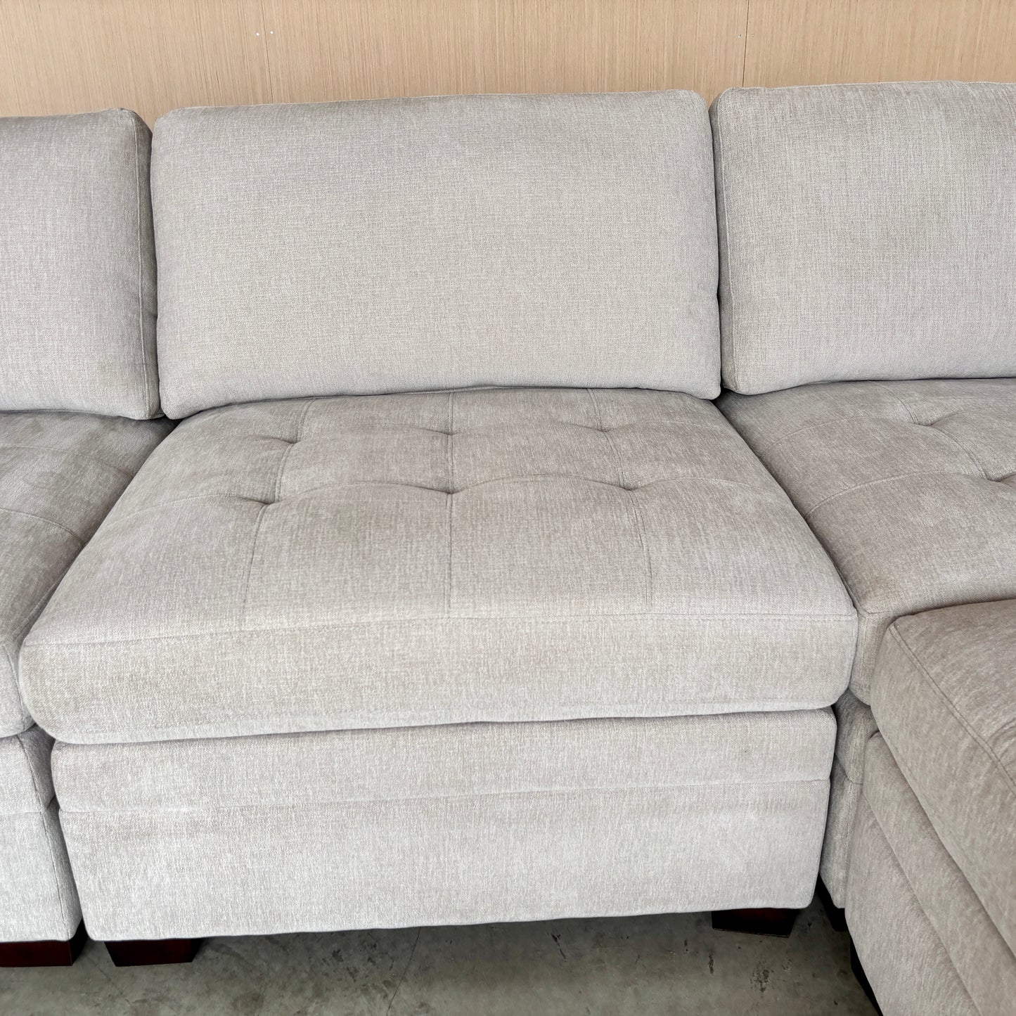 Thomasville Modular Sectional Couch Beige with Storage Ottoman