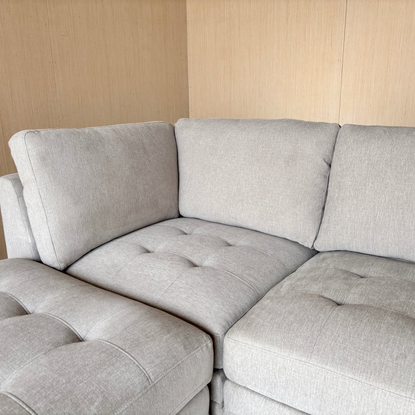 Thomasville Modular Sectional Couch Beige with Storage Ottoman