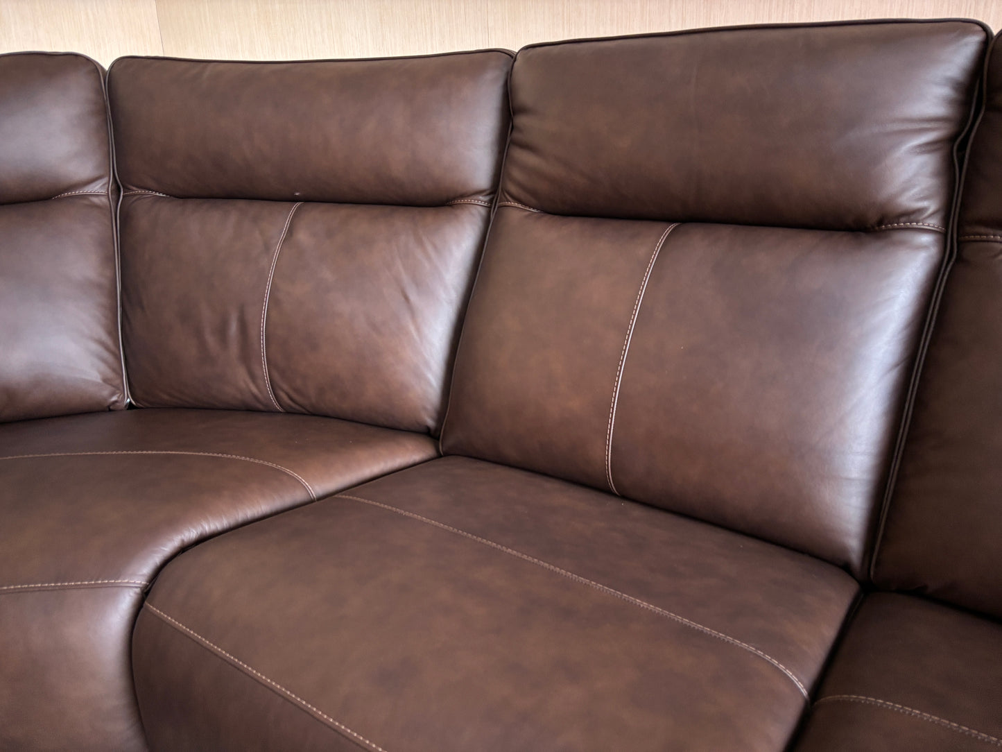 Flexsteel Italian Leather Zero Gravity Reclining Sectional with Power Headrests and Power Lumbar