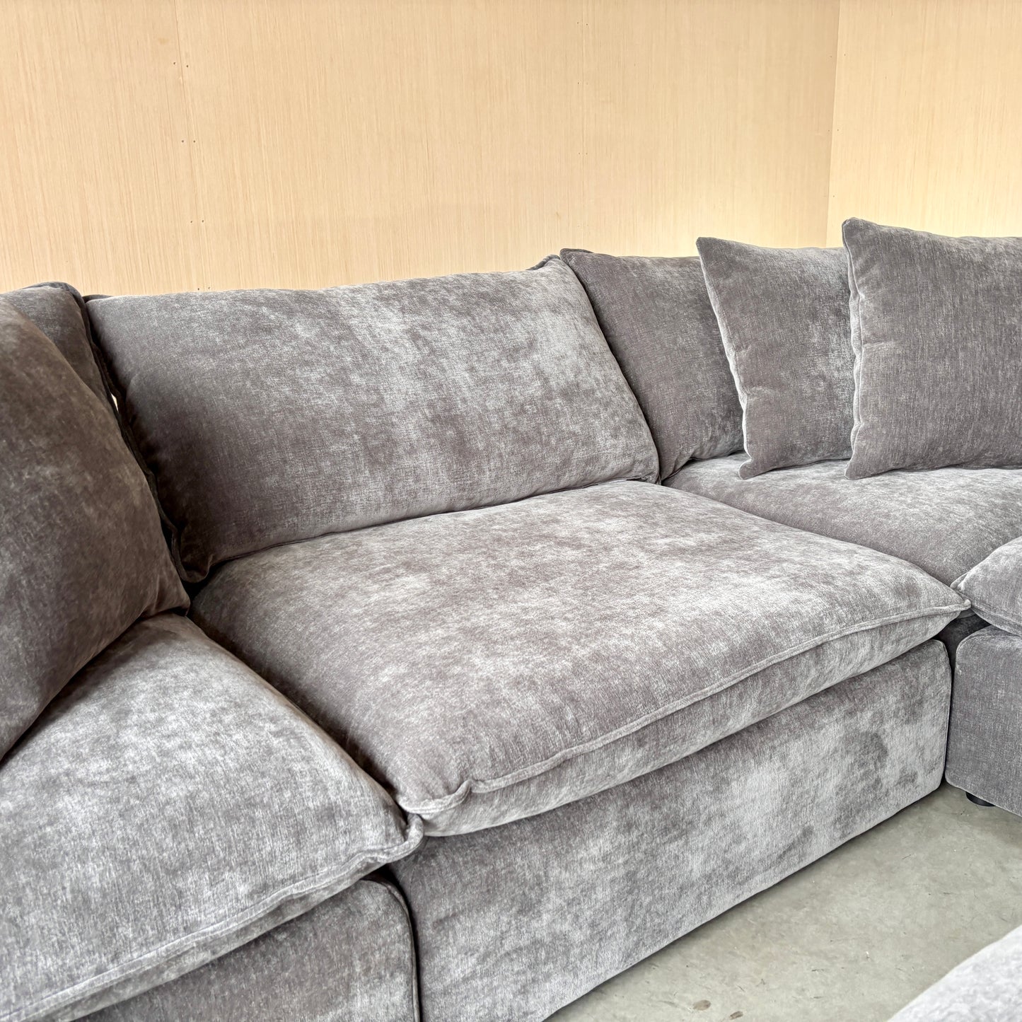 Grey Sereen Cloud 6-piece Fabric Modular Sectional Couch (No Ottoman)
