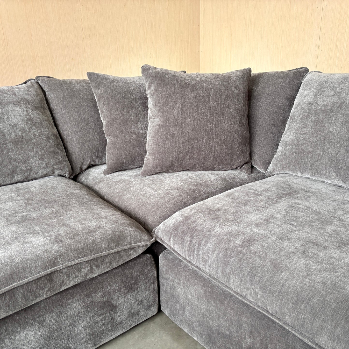Grey Sereen Cloud 6-piece Fabric Modular Sectional Couch (No Ottoman)