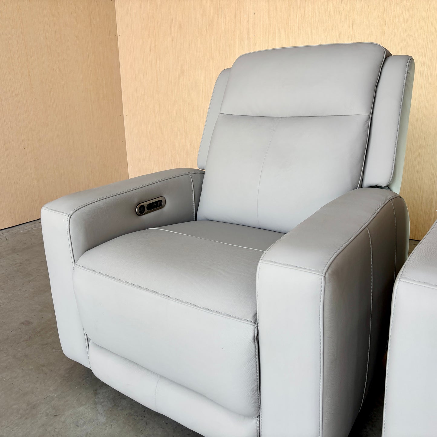 Grey Power Leather Recliner Set with Power Headrest
