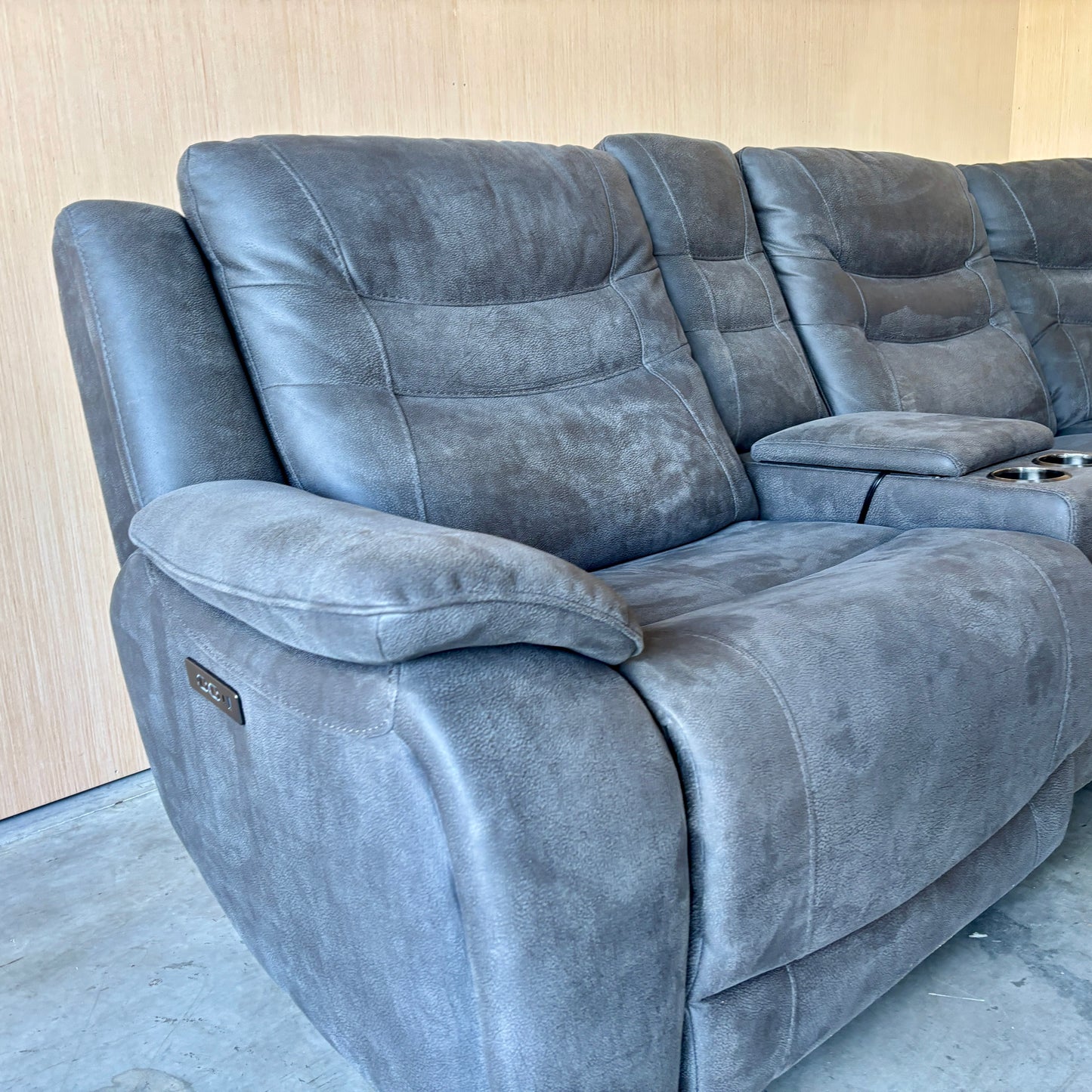 6-piece Fabric Power Reclining Sectional With Power Headrests