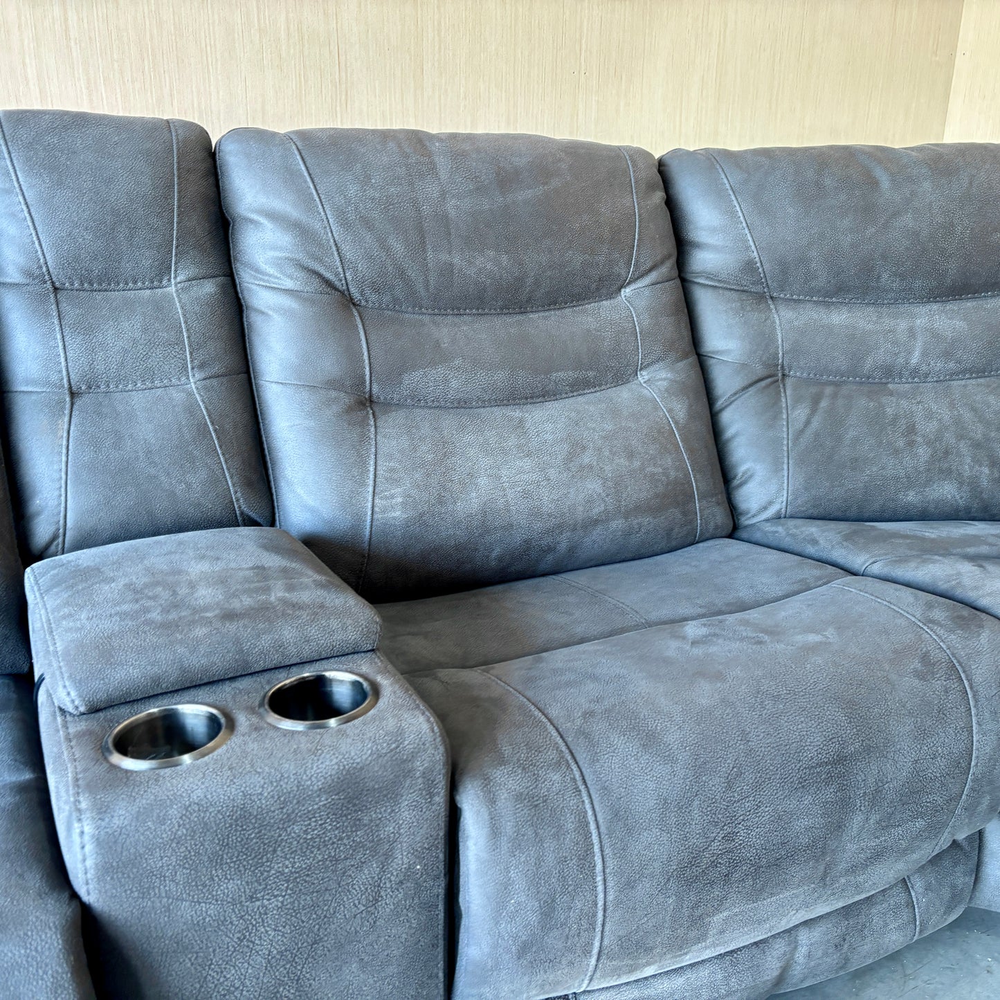 6-piece Fabric Power Reclining Sectional With Power Headrests