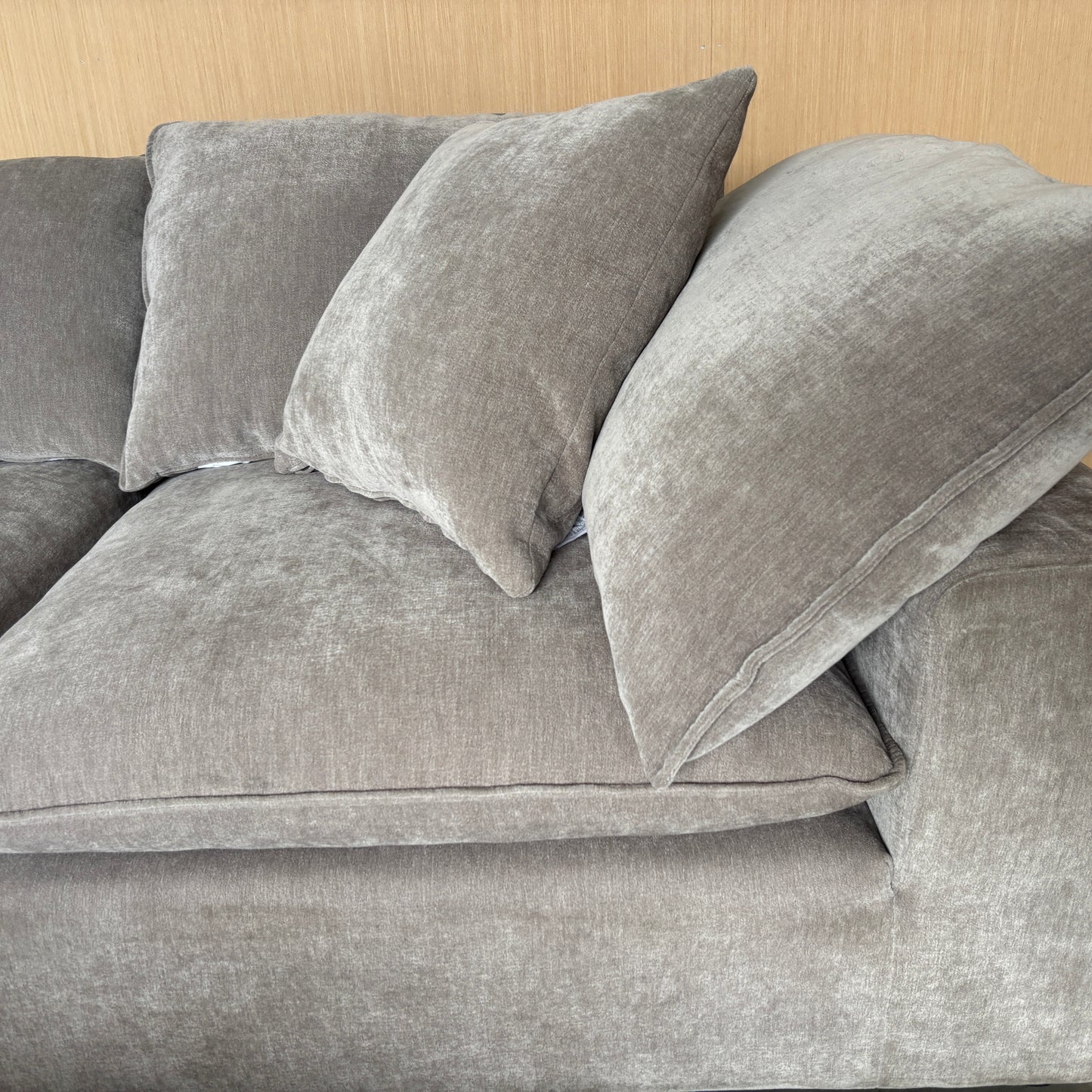 Sereen 6-piece Fabric Modular Sectional - Like New!