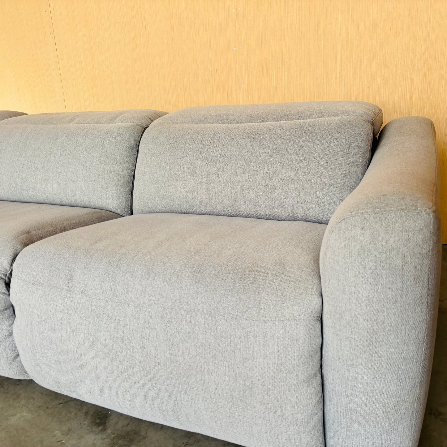 Gray 5-piece Power Reclining Fabric Sectional with 3 Power Headrests