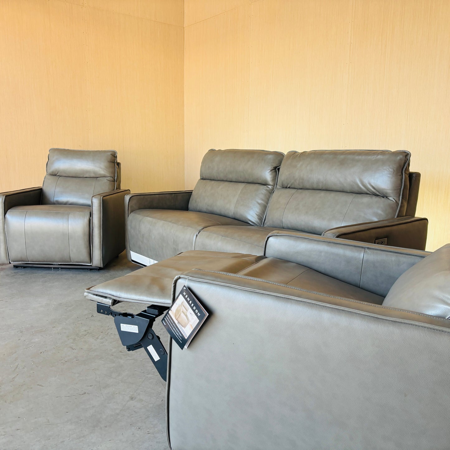 Leather Zero Gravity Reclining Sofa Couch and Two Recliner Chairs