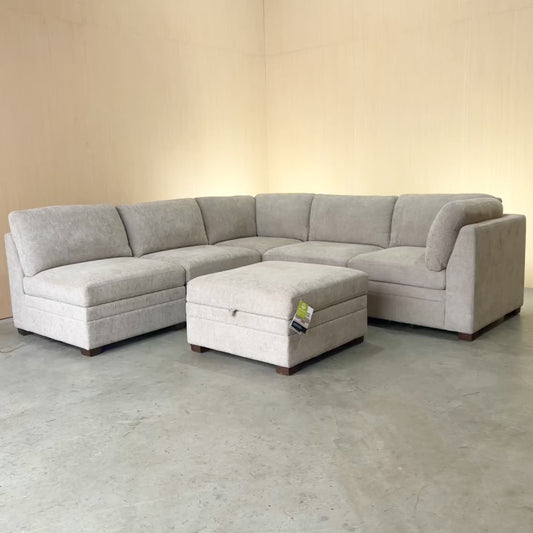 Thomasville Tisdale Modular Sectional 6-piece Taupe with Storage Ottoman